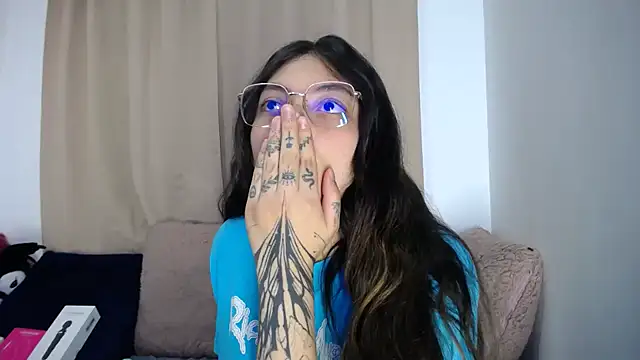 Czat XXX na żywo – lessliee22_