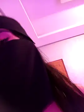 rremase_monroee76のライブXXXチャット