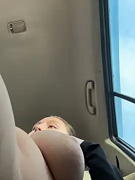 LeiaMood Live XXX-chat