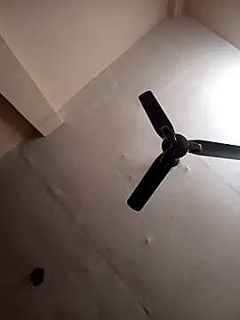 Pokazy przed kamerką – Shubuu__x