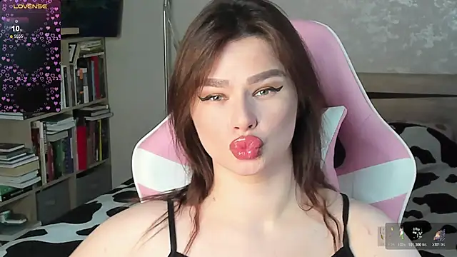 bbJ_oneのライブXXXチャット