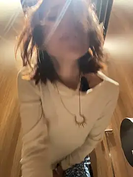 RosieSecretのライブXXXチャット