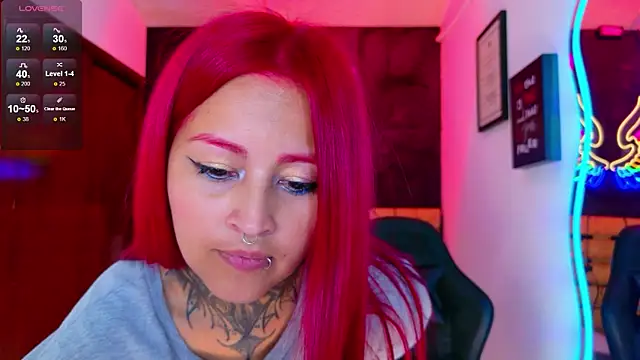 meghan_nill élő XXX-chatje