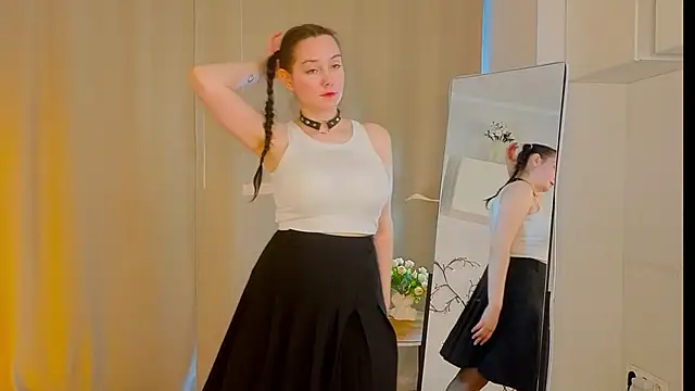 KaraNeagle: онлайн-секс-чат