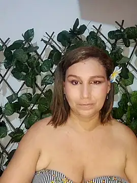 แชท XXX สดของ Maddy_Hot