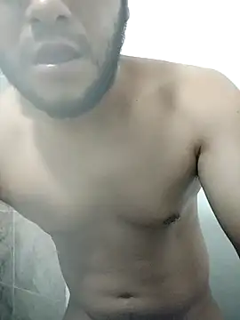 Travieso_21's Webcam Show