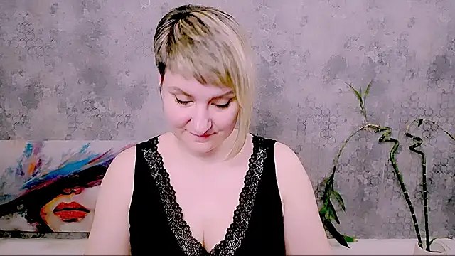 Djullia Chat XXX in diretta