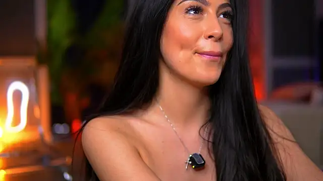 MissMeganMoonのライブXXXチャット