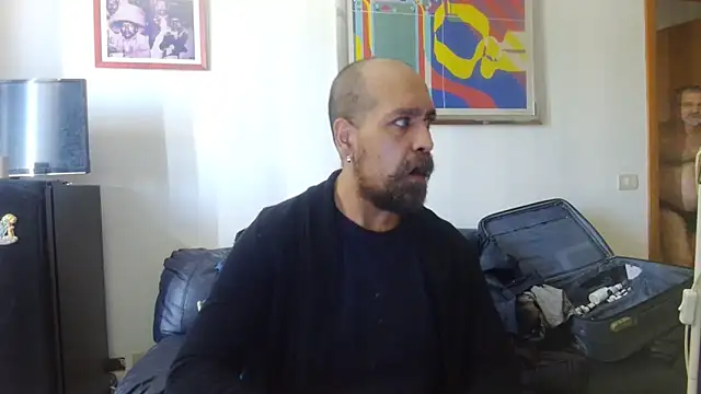 AMIRDIB2025 Adlı Modelin Canlı XXX Sohbeti