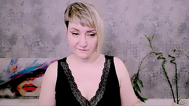 Chat +18 de Djullia ao vivo