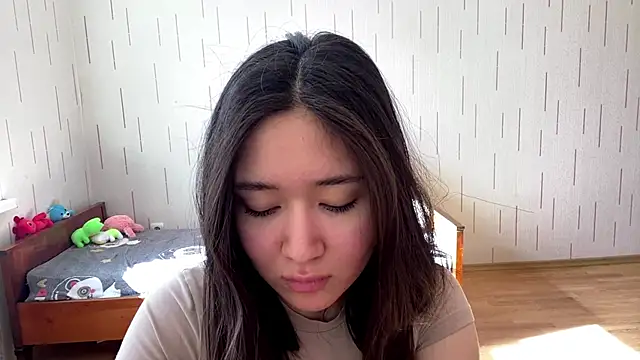 YourMiIa – Naživo XXX chat