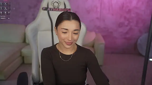 Jasmine_Flow – Naživo XXX chat