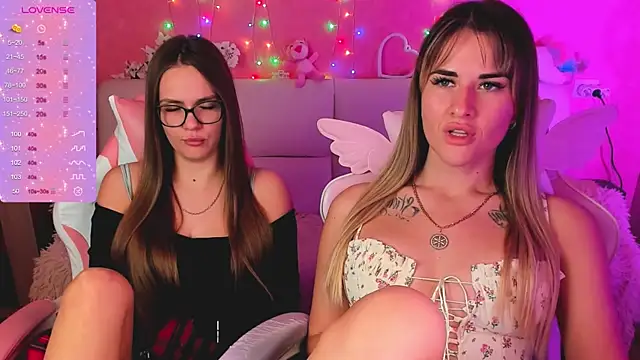 hotty_girls_here Adlı Modelin Canlı XXX Sohbeti