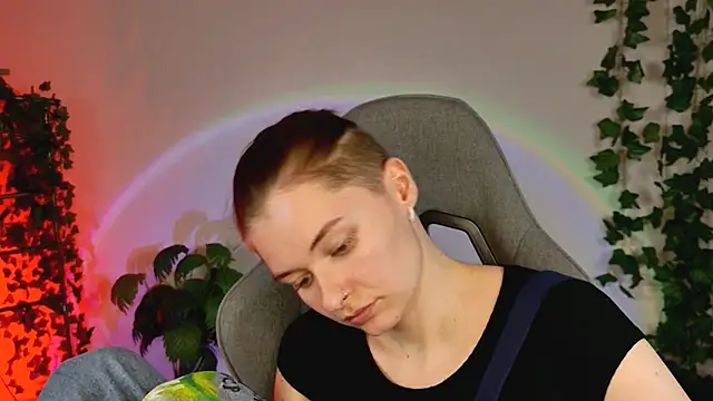 دردشة LadyLolipop_ الجنسية المباشرة