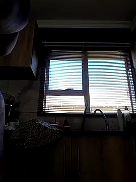 SWEETDOLLY29XX's Live XXX Chat