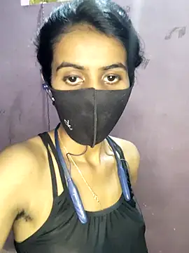 Thaper_Meera2 Show in webcam