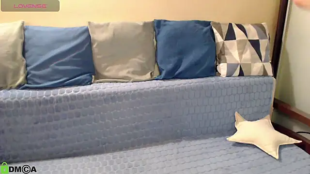 SelinLi: онлайн-секс-чат