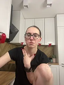 MartiniiSelenna's Live XXX Chat