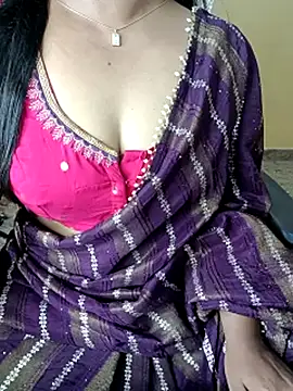 Madhu_Reddy46 élő XXX-chatje