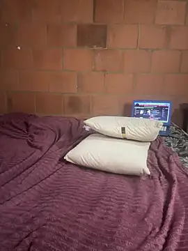 Pertunjukan Kamera Web Jessyivonne