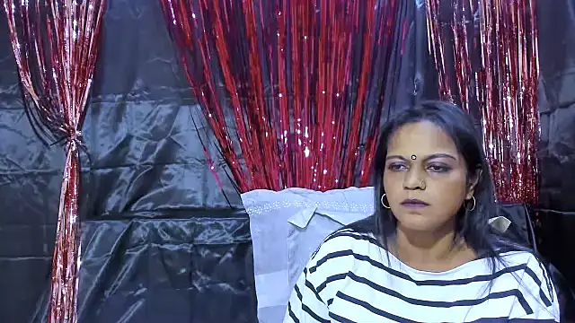 indianswtbellan Live XXX chat