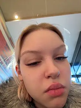 دردشة AshleyMur الجنسية المباشرة