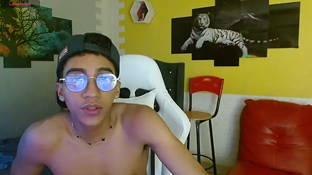 goldenjyj 现场XXX聊天