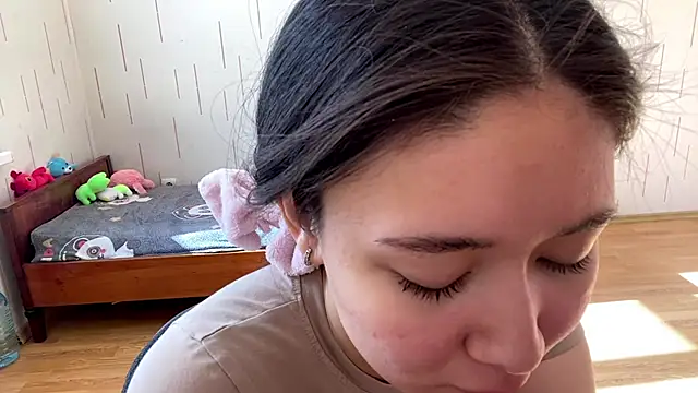 YourMiIa Show Webcam