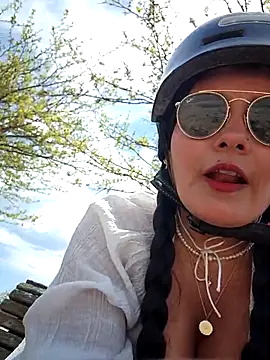 bellapatyのライブXXXチャット