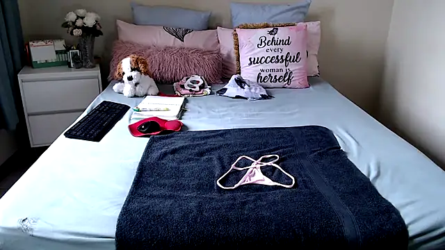 FitSelina66のライブXXXチャット