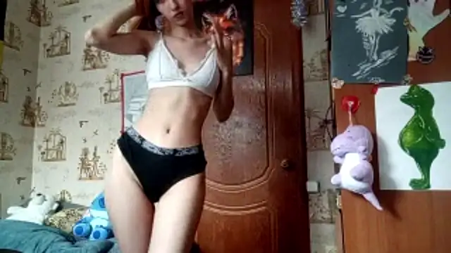 SirenFrost's Live XXX Chat