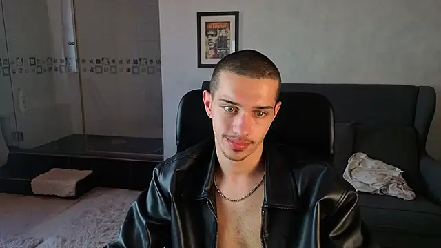 Chatroom XXX en direct de KaydenDrew