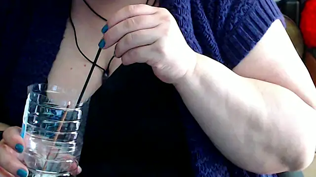 mayasmith: онлайн-секс-чат