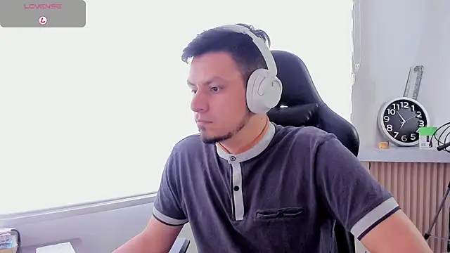 Rick_Adams Adlı Modelin Web Kamerası Şovu