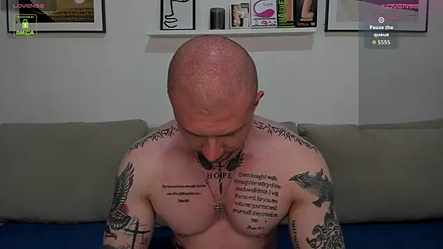 Gerard_Finbar élő XXX-chatje