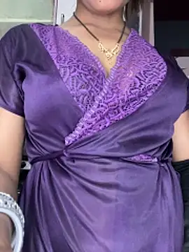 Czat XXX na żywo – CUTI-NAINA