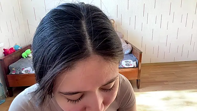 Czat XXX na żywo – YourMiIa