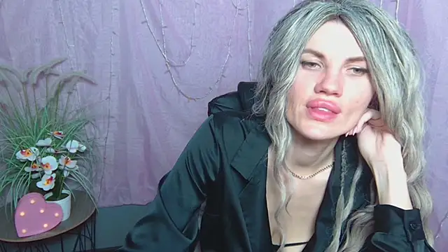 Chat XXX en directo de MilaLoona