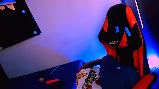 bubble_red live XXX chat