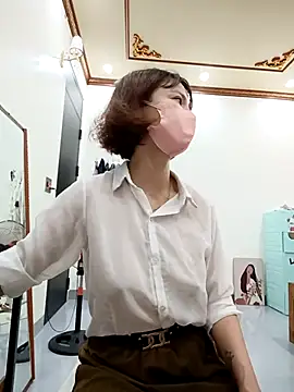 دردشة Emma_Linh الجنسية المباشرة