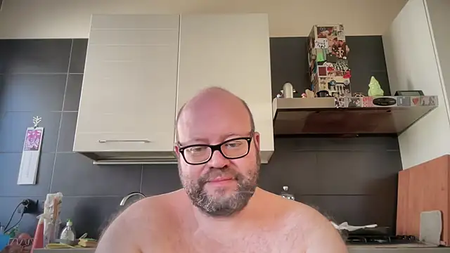 theitalianbear Adlı Modelin Web Kamerası Şovu