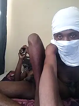 Chatroom XXX en direct de FINEBABYWOLF