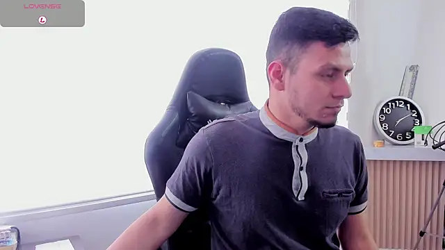 Rick_Adams 在線直播表演