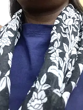 Laxmi_89 Live XXX Chat