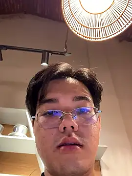 lucas-N888 在線直播表演