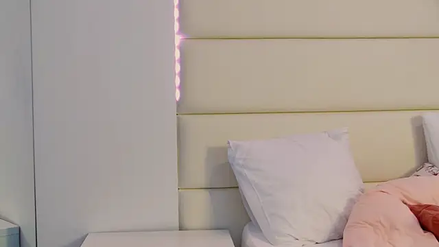 YasminnStorm Webcam show