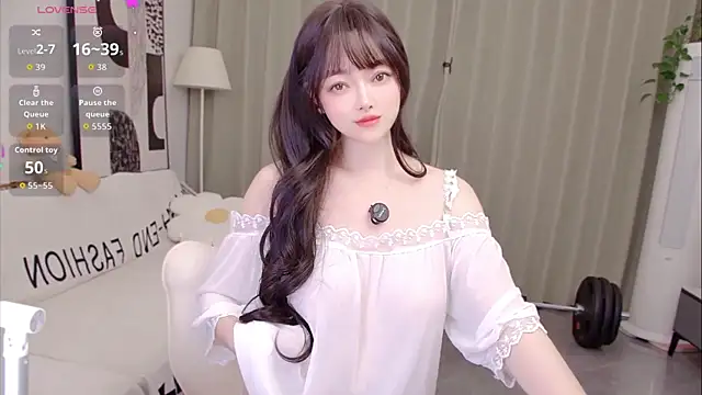 uikyy1 Chat XXX live