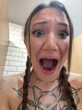 SaintSquirt's Live Sex Cam Show