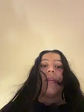 Chatroom XXX en direct de Naiara_sex