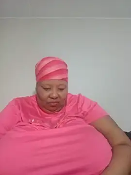 nancy111 élő XXX-chatje